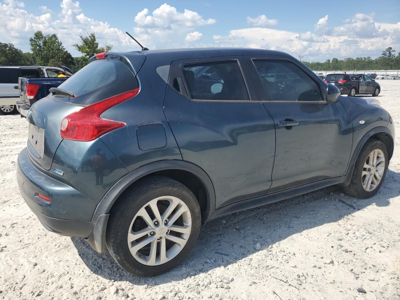 2014 Nissan Juke S VIN: JN8AF5MR4ET360021 Lot: 66774835