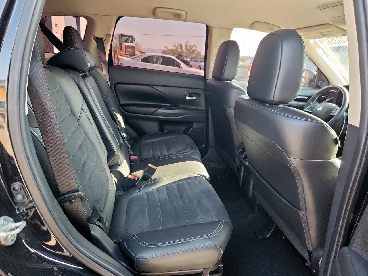 2020 Mitsubishi Outlander Se VIN: JA4AD3A37LZ048009 Lot: 64035635
