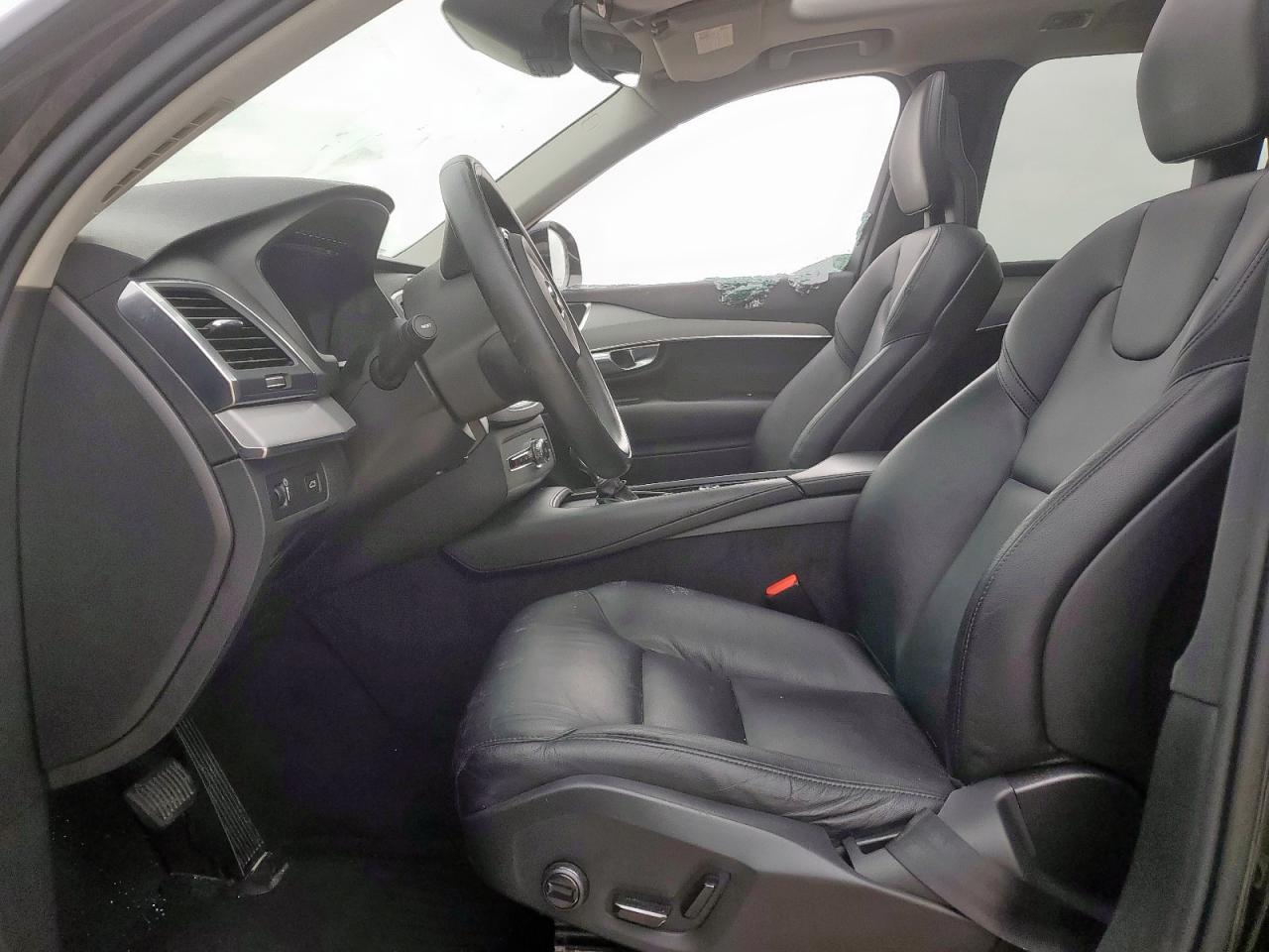 2021 Volvo Xc90 T5 Momentum VIN: YV4102CK5M1684733 Lot: 65012925