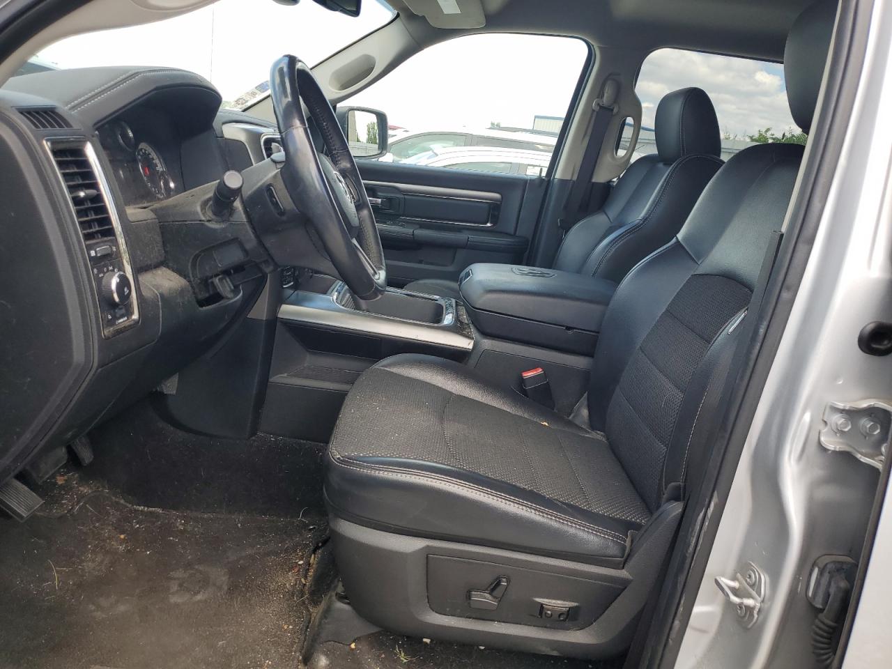 2017 Ram 1500 Sport VIN: 1C6RR7MT9HS672558 Lot: 64211365