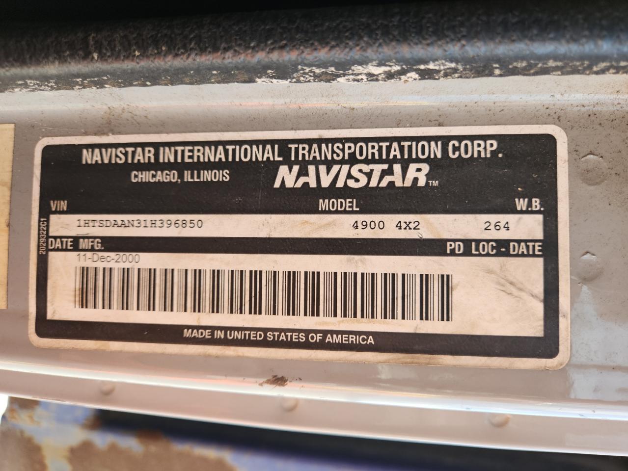 2001 International 4000 4900 - Trucks Semi Truck VIN: 1HTSDAAN31H396850 Lot: 64566995
