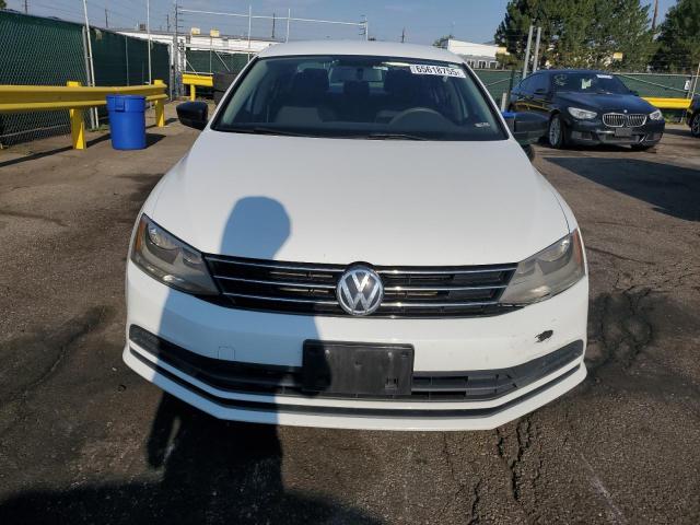 Sedans VOLKSWAGEN JETTA 2015 White