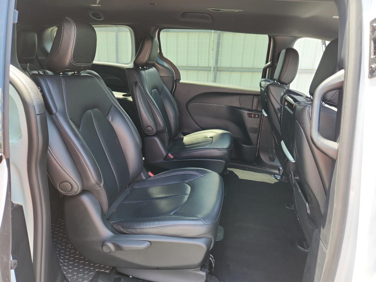 2023 Chrysler Pacifica Hybrid Touring L VIN: 2C4RC1L77PR609289 Lot: 63820605