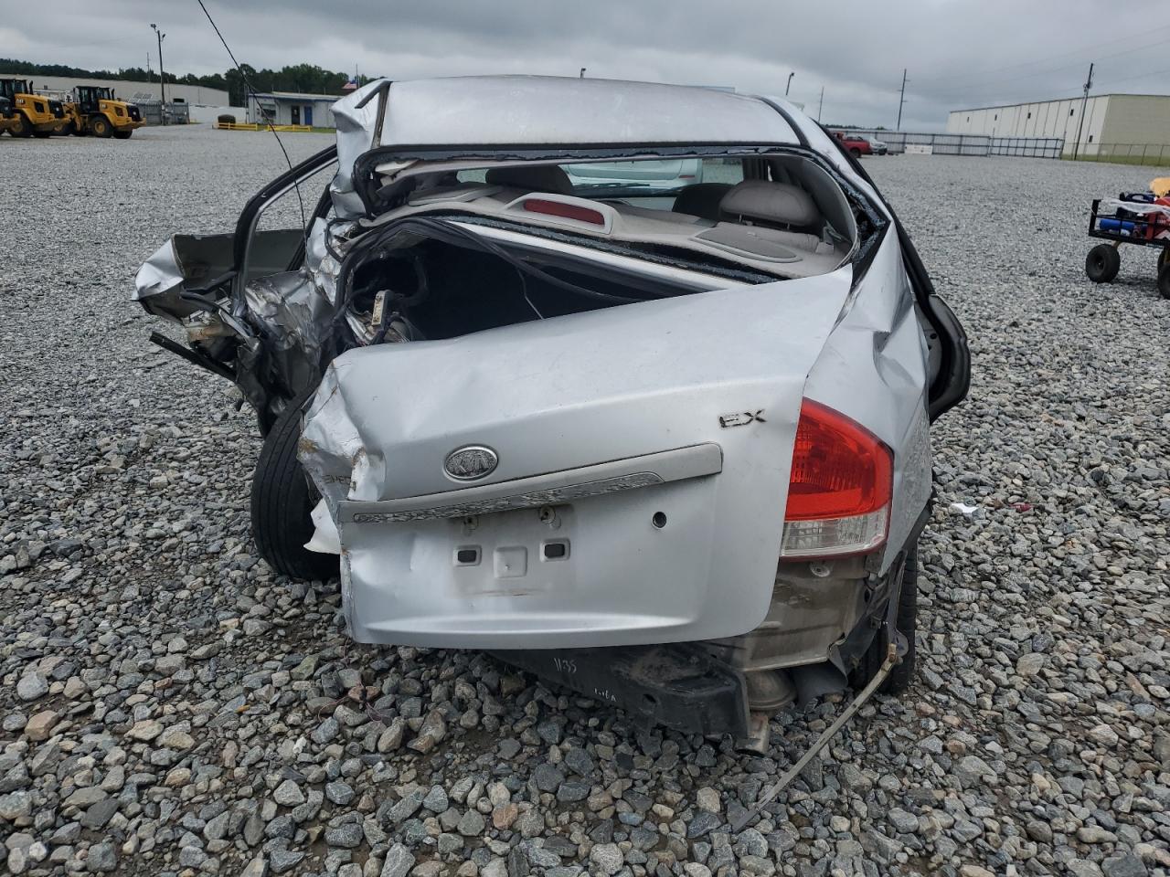 2007 Kia Spectra Ex VIN: KNAFE122475420807 Lot: 62757395