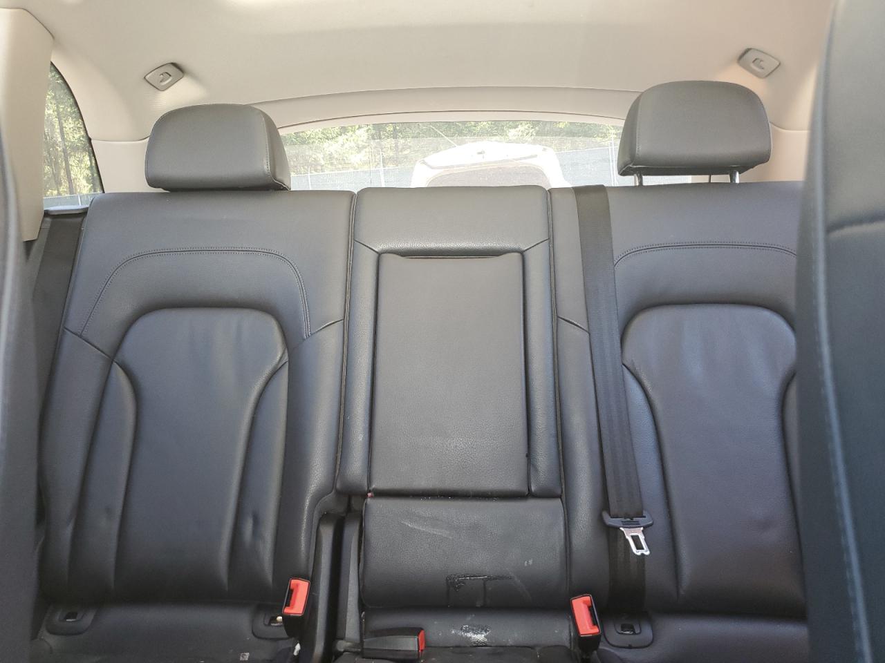 2011 Audi Q5 Premium VIN: WA1CFAFPXBA010760 Lot: 64846295