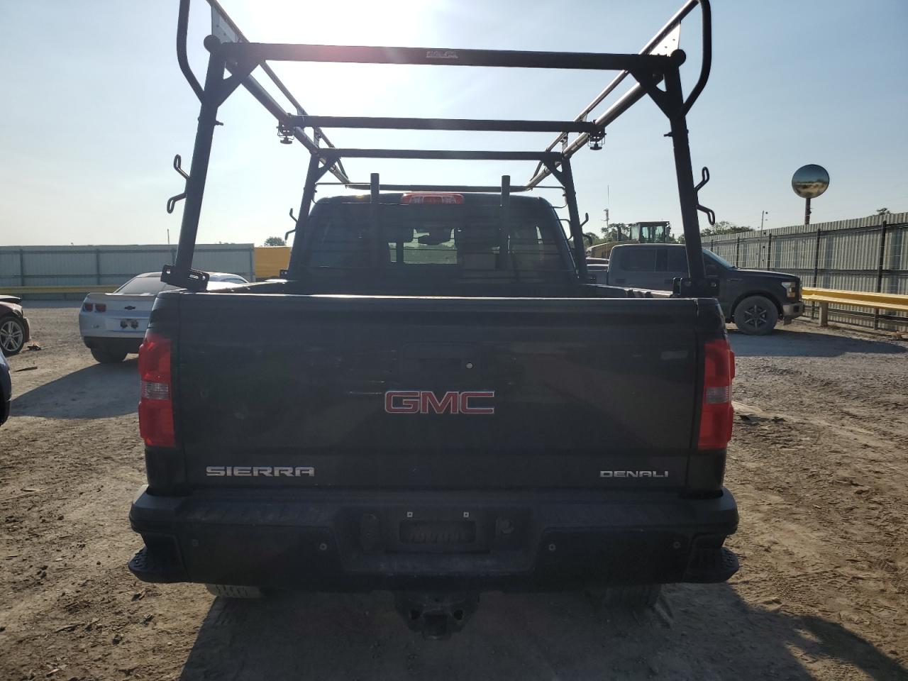 2015 GMC Sierra K2500 Denali VIN: 1GT120E84FF150843 Lot: 64254175