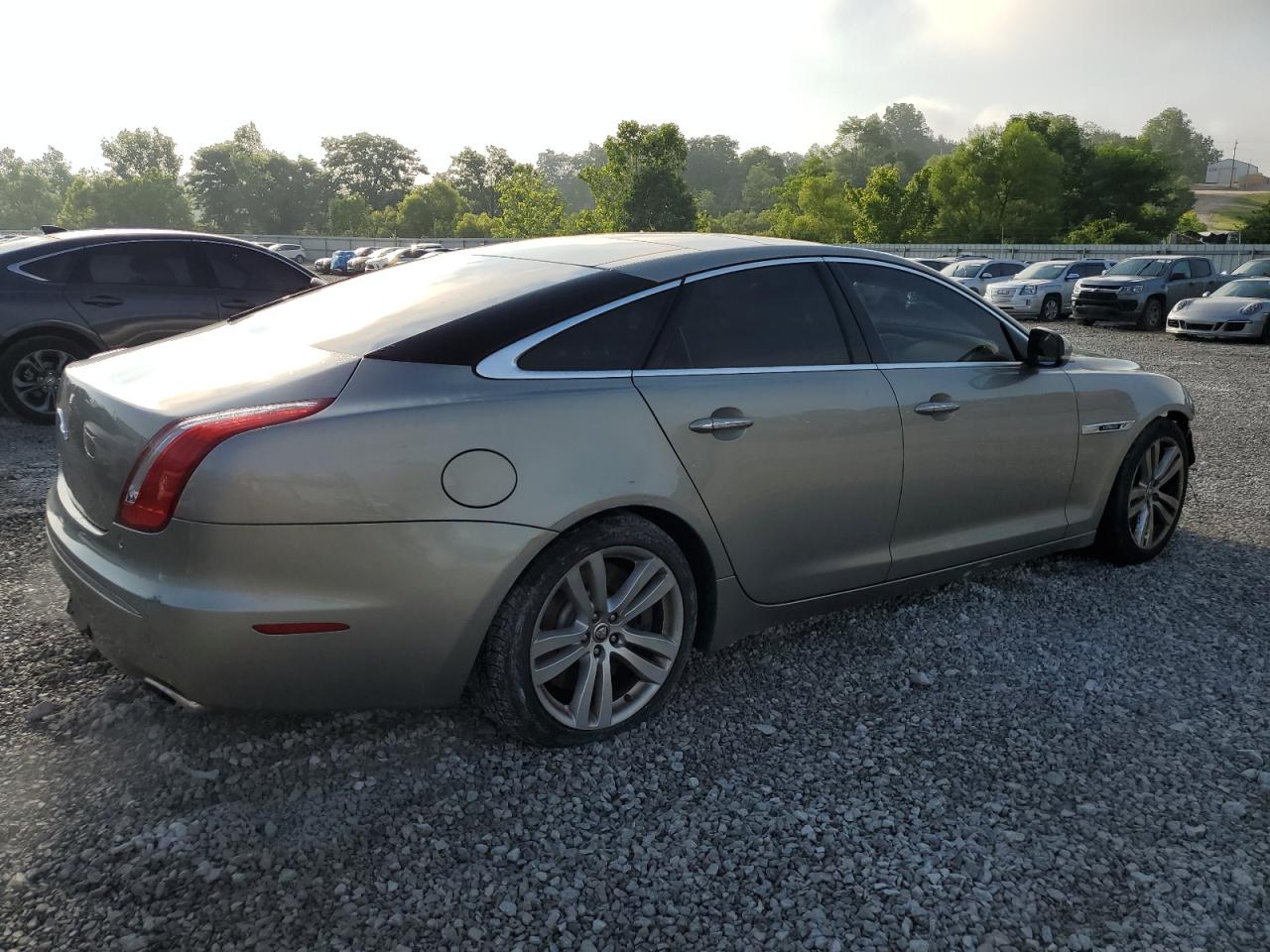 2011 Jaguar Xj Supercharged VIN: SAJWA1GE2BMV07896 Lot: 62764935