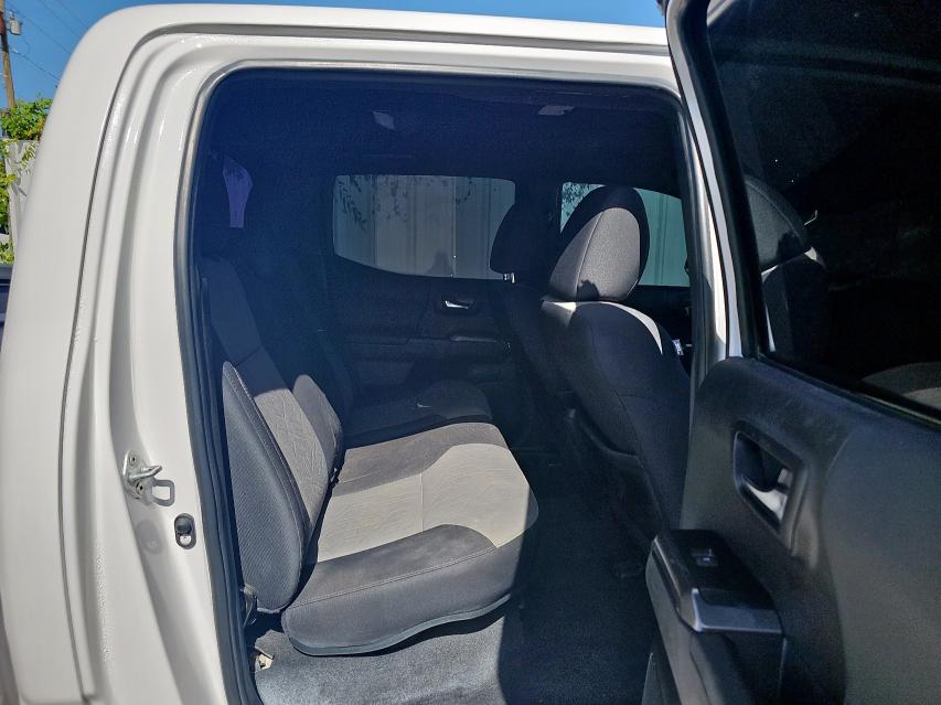  TOYOTA TACOMA 2023 White