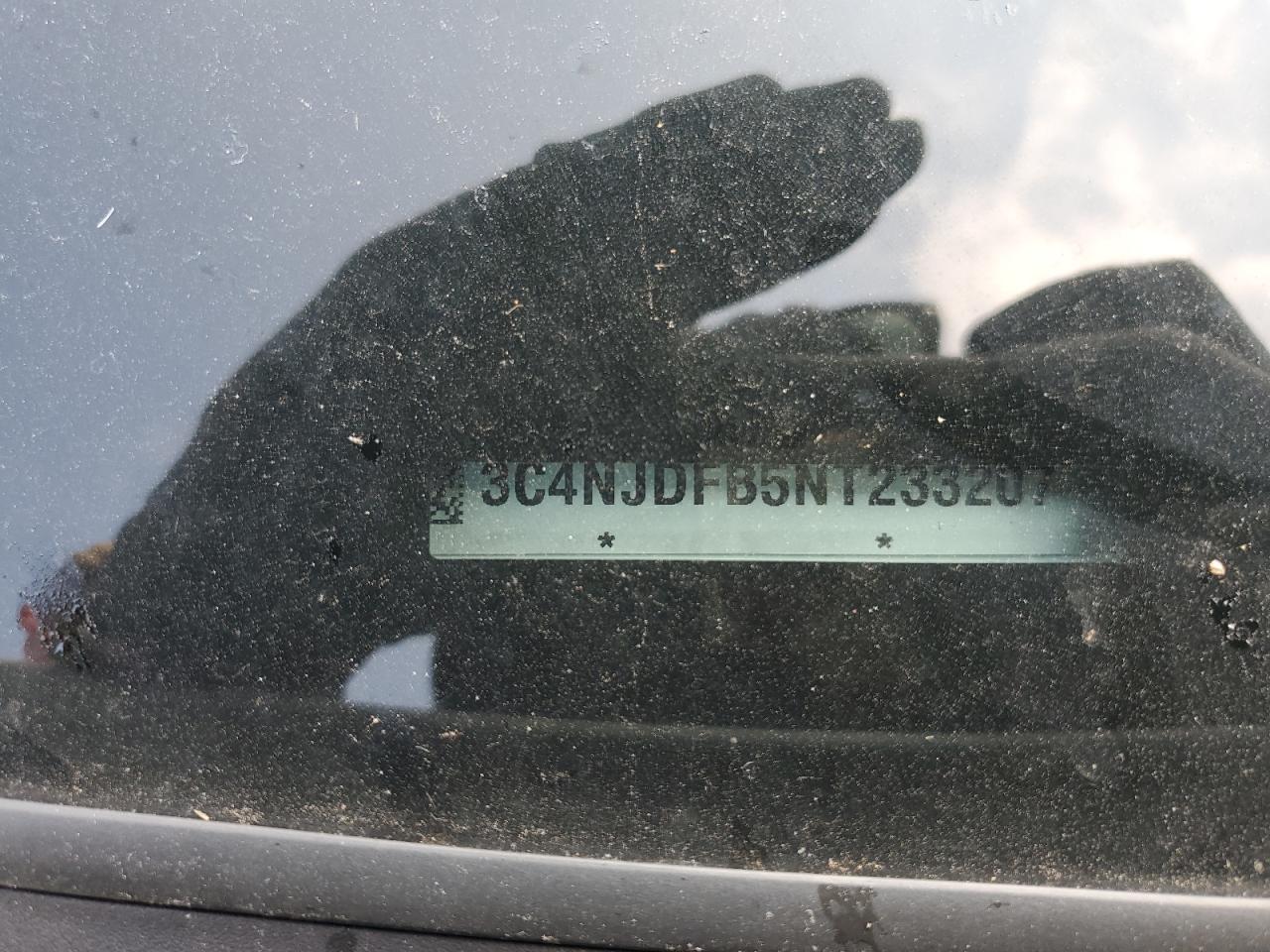 2022 Jeep Compass Latitude Lux VIN: 3C4NJDFB5NT233207 Lot: 67059555