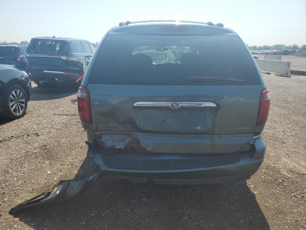 2005 Chrysler Town & Country Limited VIN: 2C4GP64L15R351918 Lot: 63271105