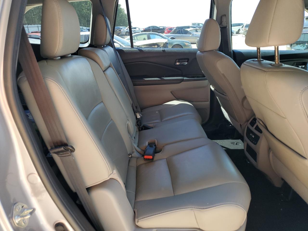 2021 Honda Pilot Se VIN: 5FNYF5H20MB009101 Lot: 65338015