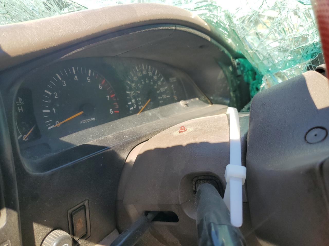 2000 Toyota Tacoma Xtracab Prerunner VIN: 4TASN92N6YZ625514 Lot: 64241315