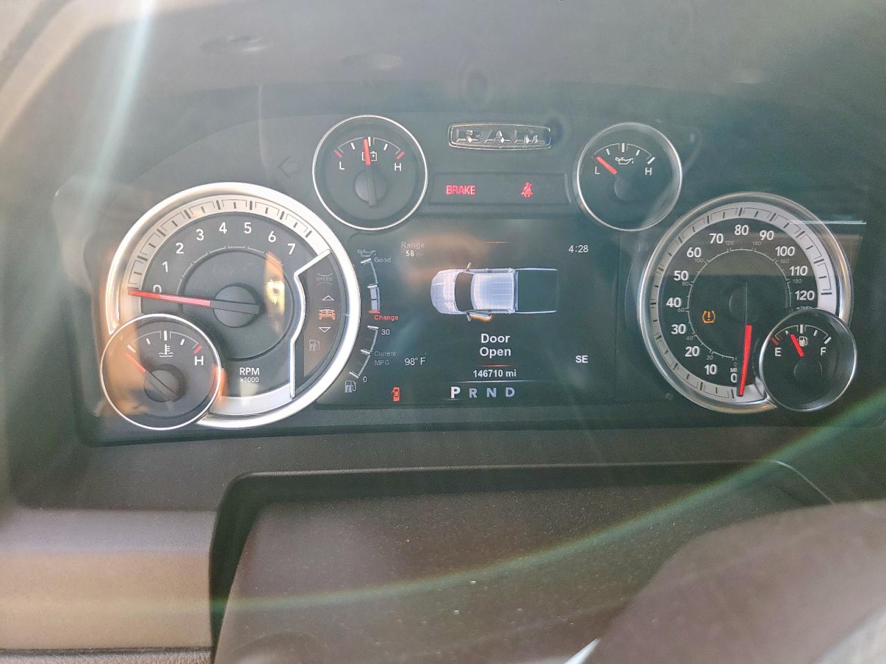 2017 Ram 1500 Slt VIN: 3C6RR6LT6HG687263 Lot: 66166175