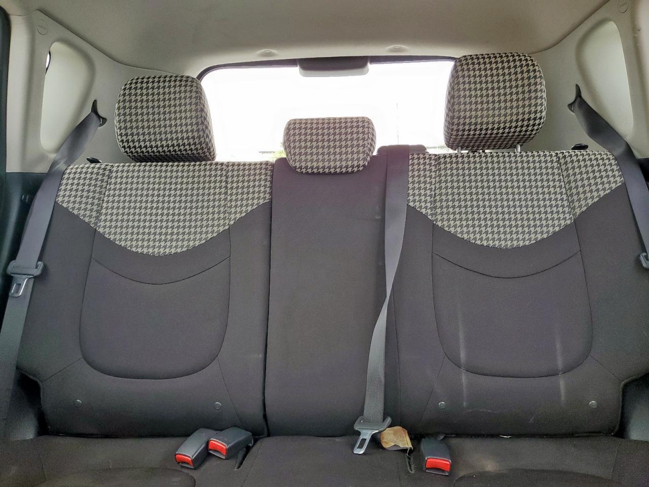 2011 Kia Soul + VIN: KNDJT2A26B7315709 Lot: 63476385
