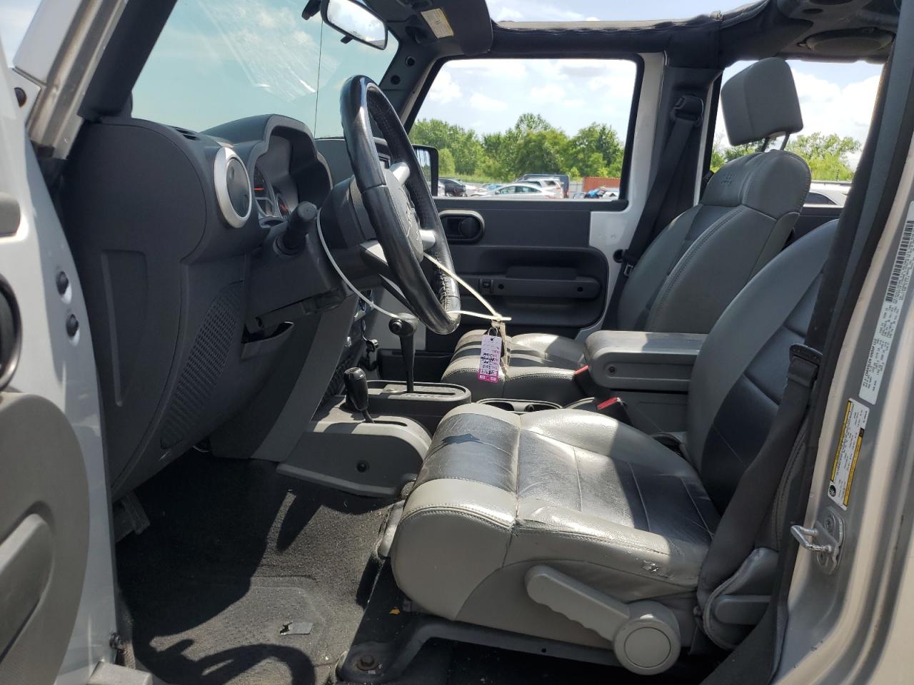 2010 Jeep Wrangler Unlimited Sahara VIN: 1J4HA5H18AL180445 Lot: 64086195