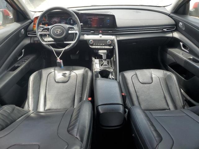 HYUNDAI ELANTRA 2022 Красный