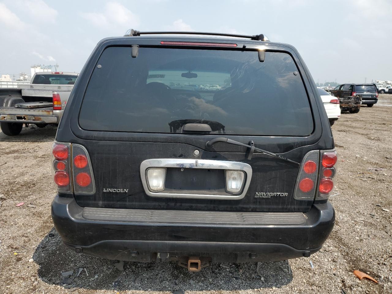 2001 Lincoln Navigator VIN: 5LMFU28A11LJ00804 Lot: 66778095