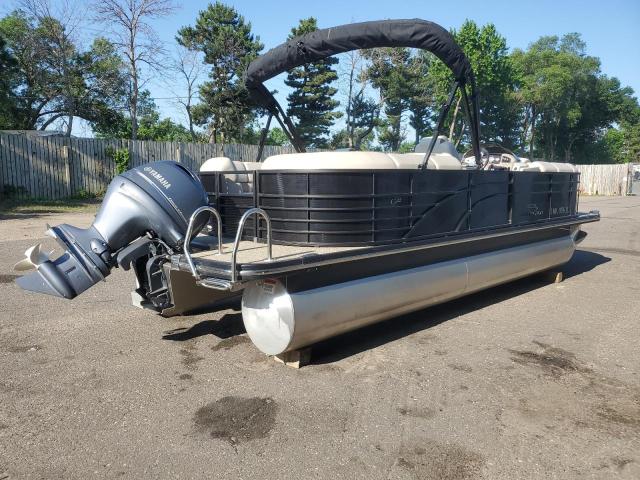 2016 BENNINGTON MARINE 2275GLI  
