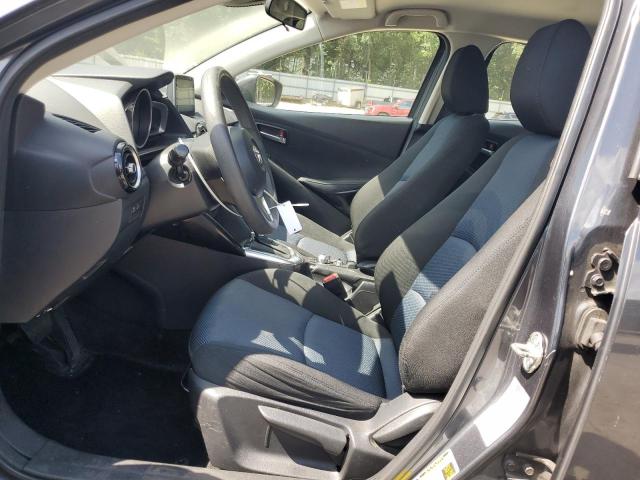  TOYOTA YARIS 2018 Серый