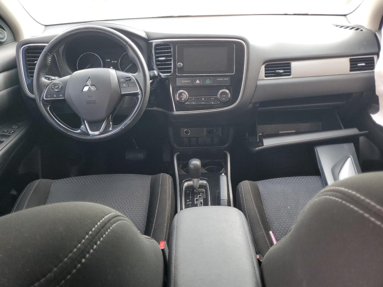 2017 Mitsubishi Outlander Se VIN: JA4AD3A38HZ010618 Lot: 64068675