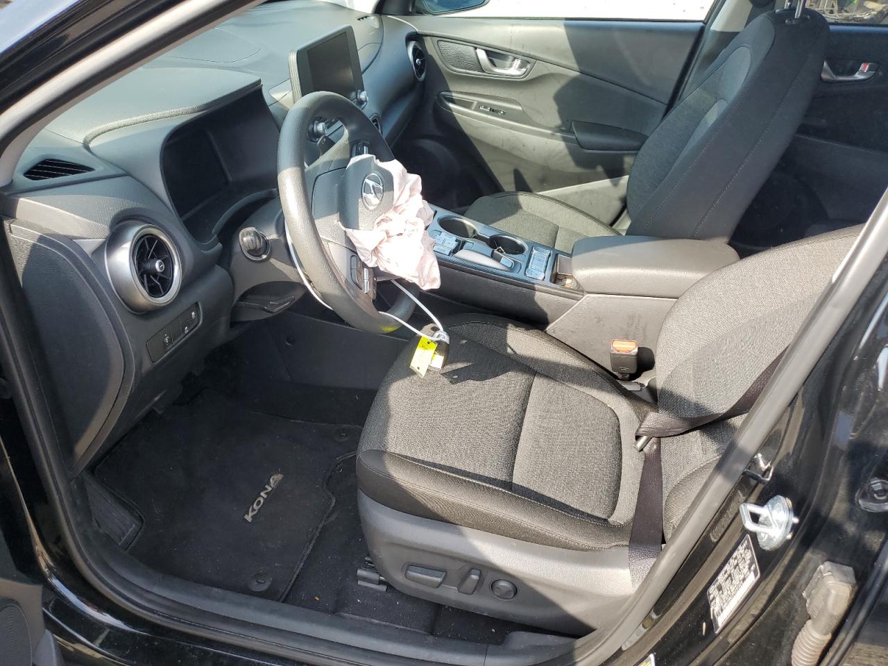 km8k23ag7pu191429 KM8K23AG7PU191429 2023 Hyundai Kona Se