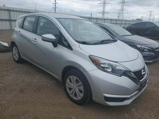  NISSAN VERSA 2019 Srebrny
