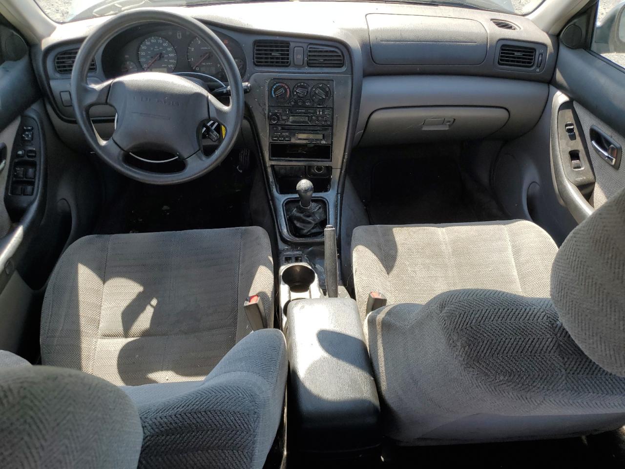 2002 Subaru Legacy L VIN: 4S3BE635526206144 Lot: 64995045