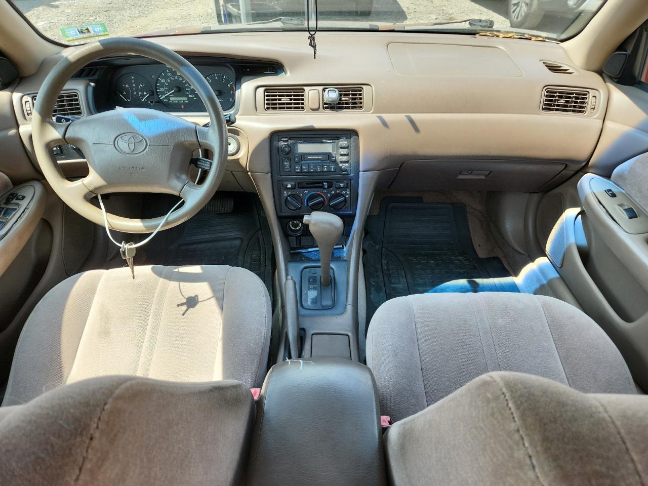 1999 Toyota Camry Ce VIN: 4T1BG22K7XU458180 Lot: 64215195