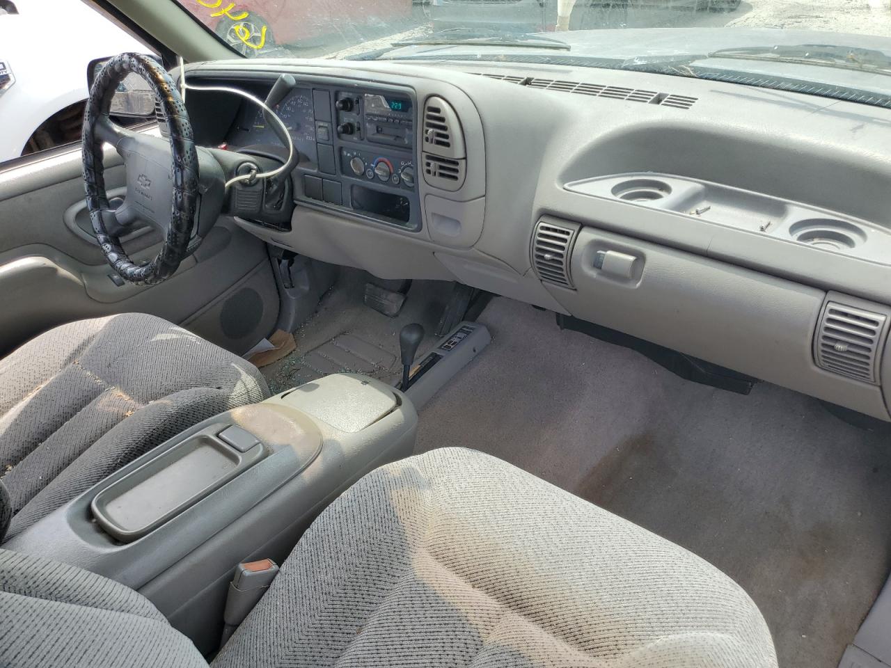 1995 Chevrolet Gmt-400 K1500 VIN: 1GCEK14Z3SZ142243 Lot: 64050495