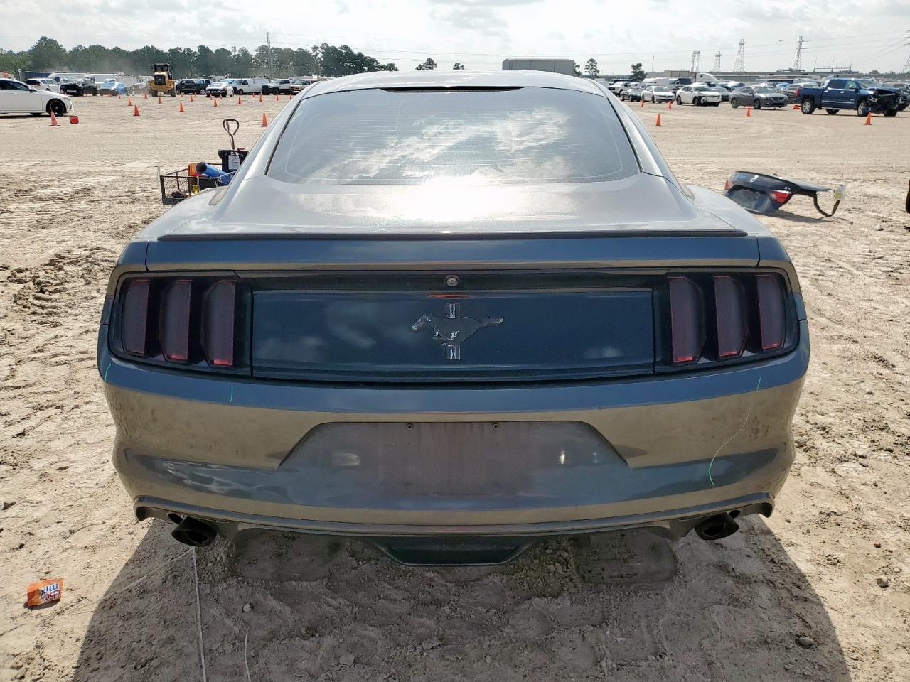 2016 Ford Mustang VIN: 1FA6P8AMXG5317552 Lot: 64510845