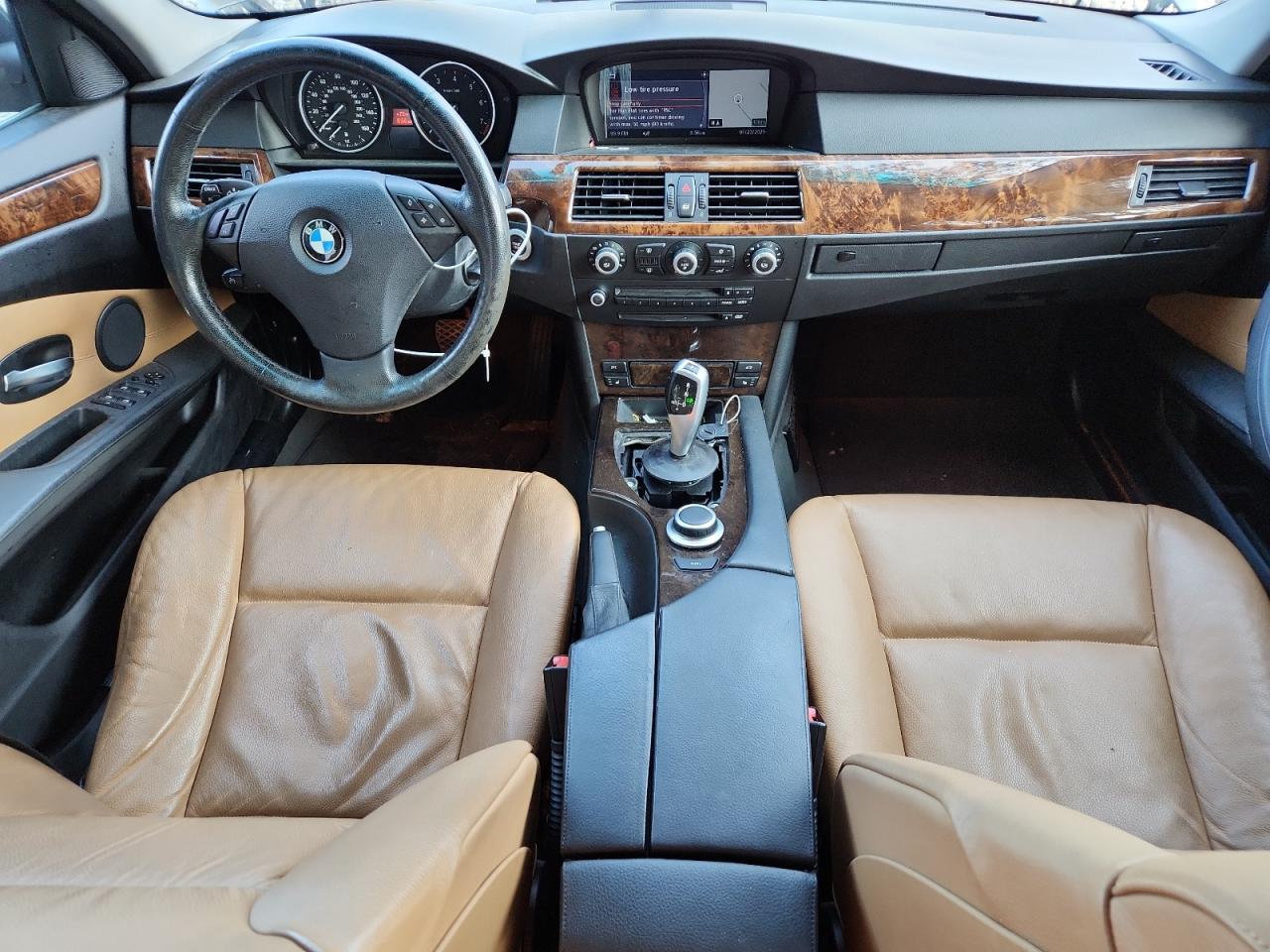 wbanv13508cz54307 WBANV13508CZ54307 2008 BMW 528 Xi