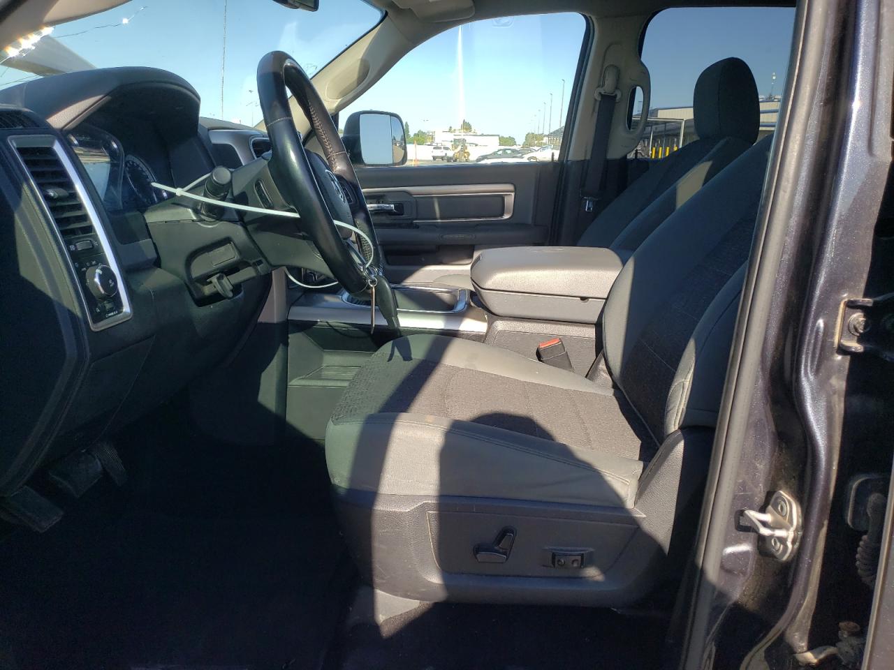 2016 Ram 2500 Slt VIN: 3C6UR5DL8GG260894 Lot: 66881815