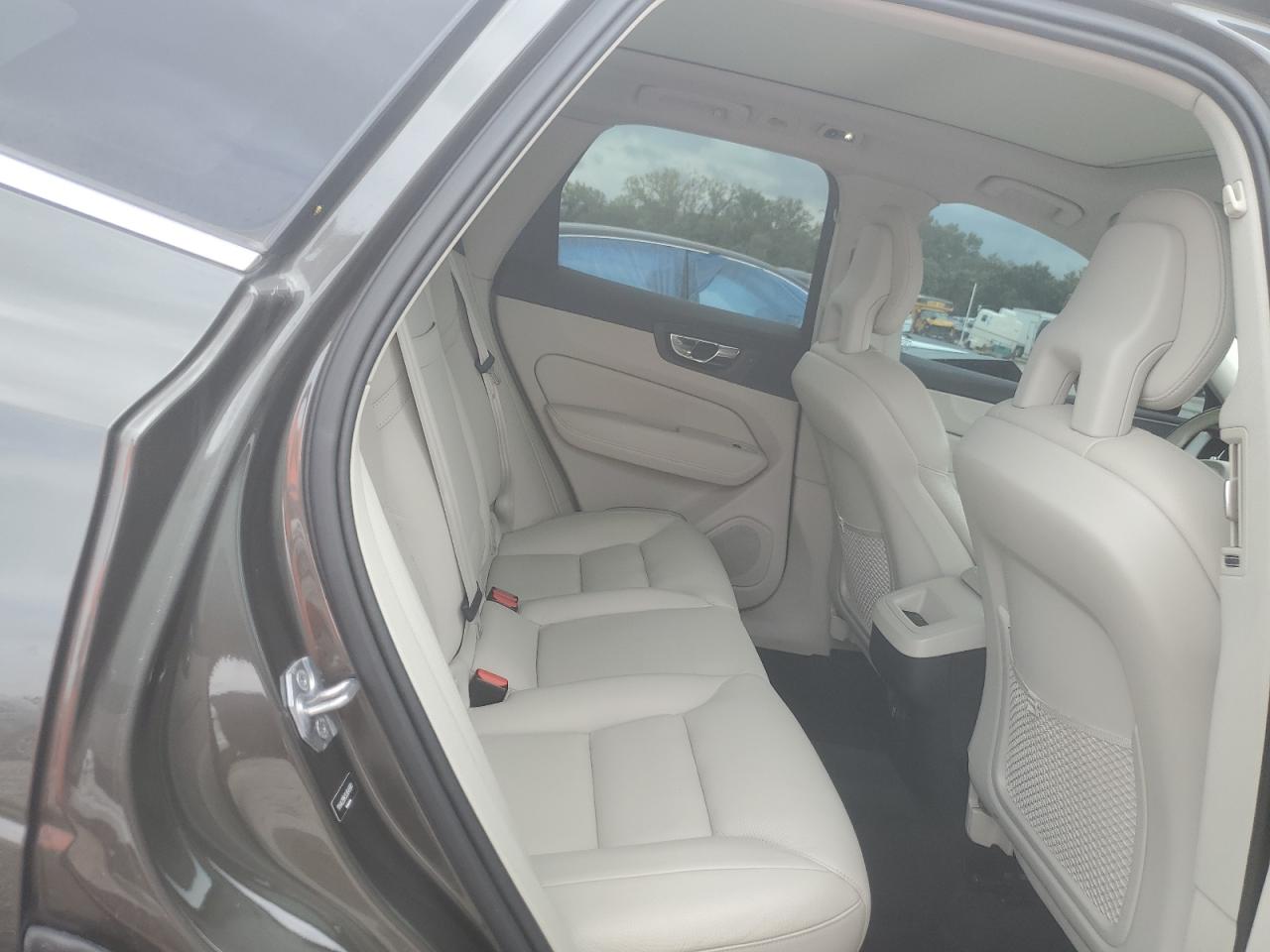2018 Volvo Xc60 T6 Momentum VIN: YV4A22RK9J1049981 Lot: 64438625