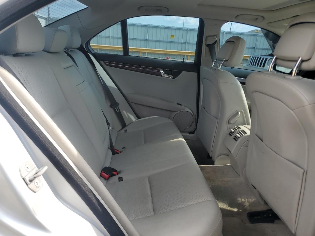 2009 Mercedes-Benz C 300 4Matic VIN: WDDGF81X69F236174 Lot: 62450945