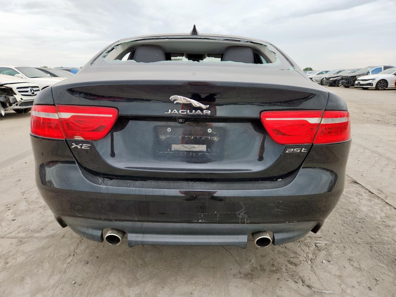 2017 Jaguar Xe Premium VIN: SAJAD4BG0HA965491 Lot: 55614835