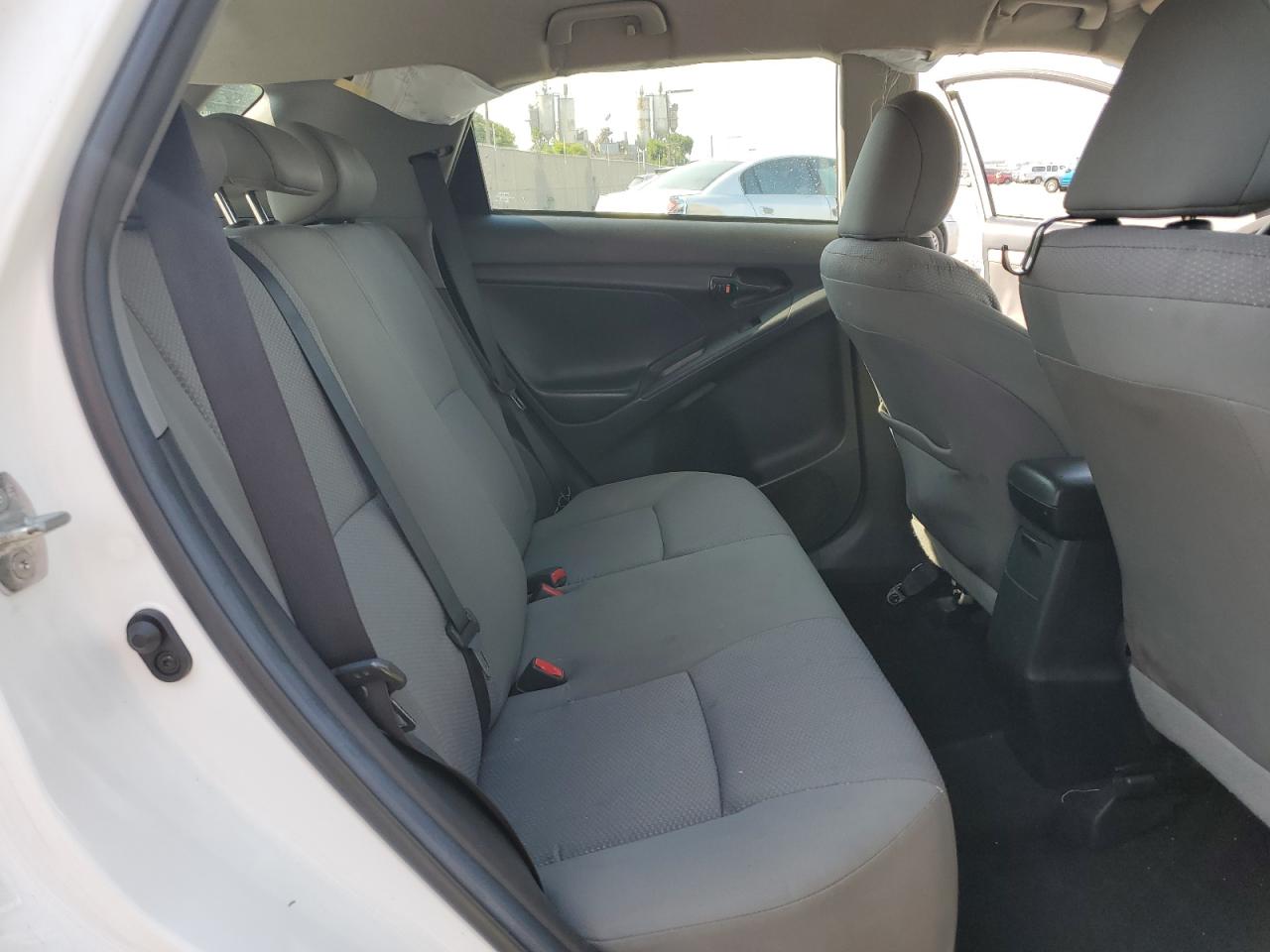 2010 Toyota Corolla Matrix VIN: 2T1KU4EE8AC358477 Lot: 64401375