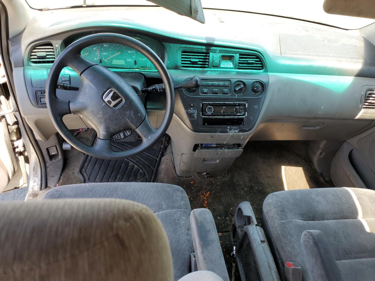 2004 Honda Odyssey Lx VIN: 5FNRL18524B140157 Lot: 63065325