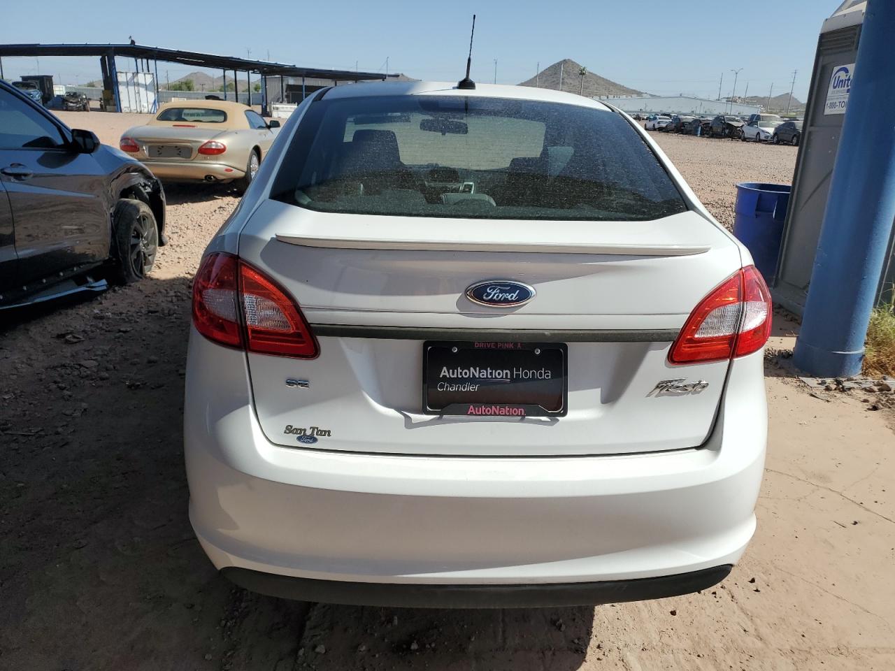 3FADP4BJ3CM126421 2012 Ford Fiesta Se