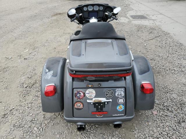 2022 HARLEY-DAVIDSON FLHTCUTG   