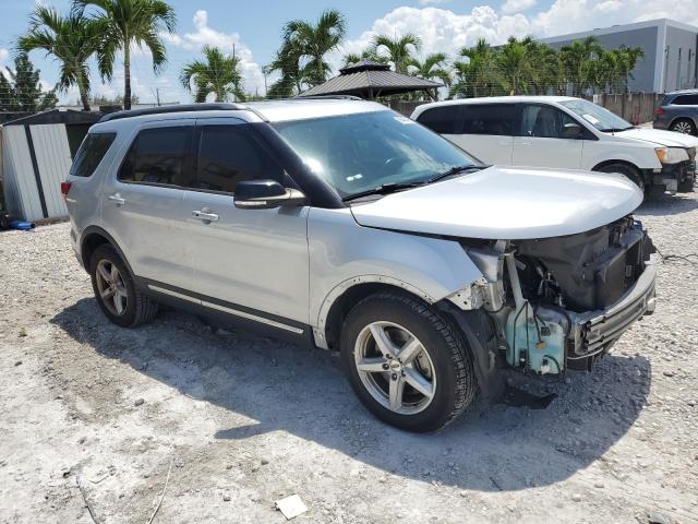  FORD EXPLORER 2018 Silver