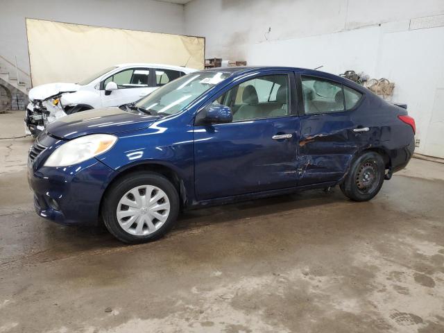  NISSAN VERSA 2014 Синий
