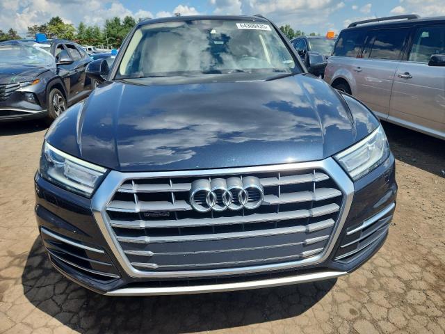  AUDI Q5 2018 Granatowy