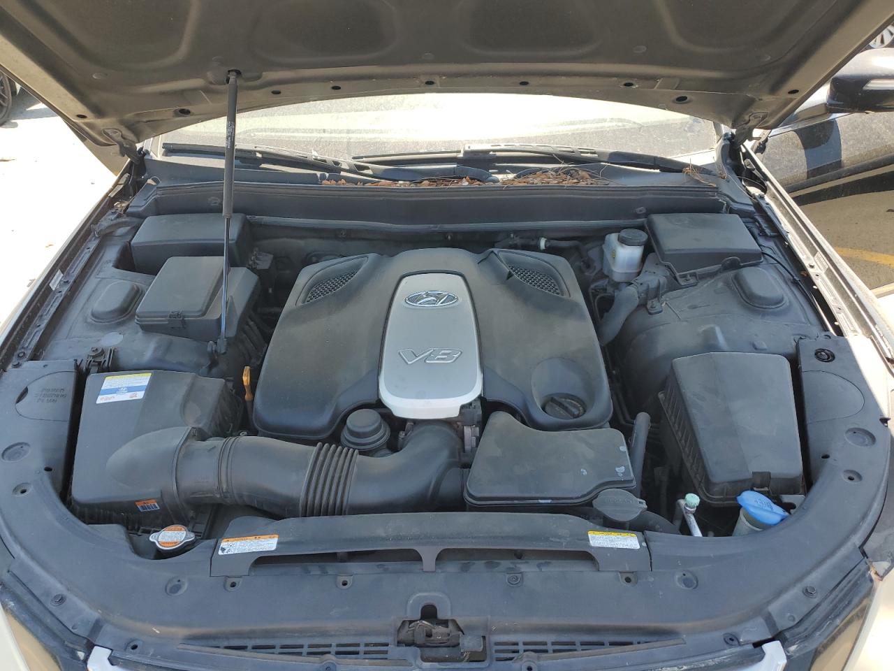 2011 Hyundai Genesis 4.6L VIN: KMHGC4DF4BU126591 Lot: 62286625
