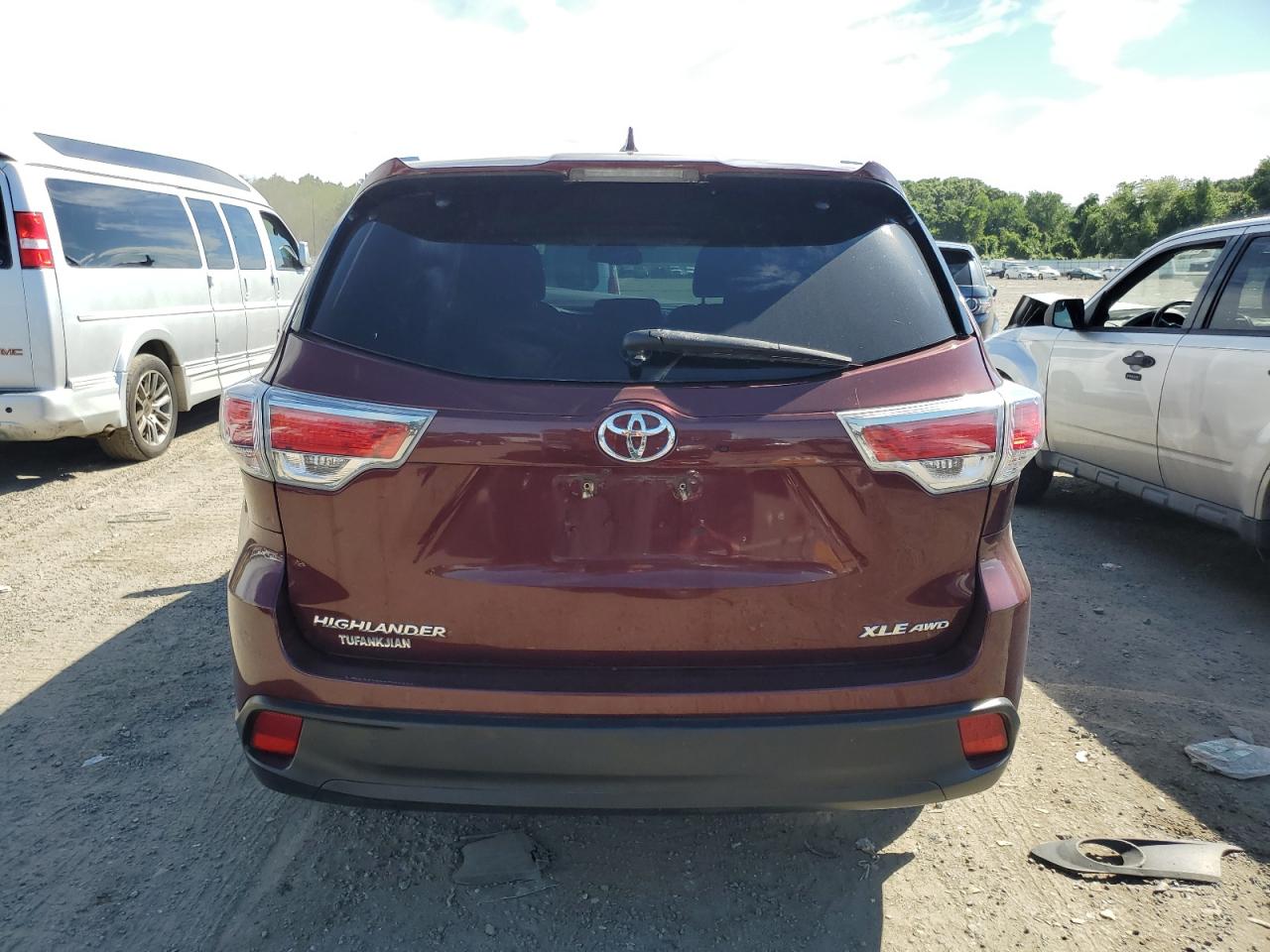 2016 Toyota Highlander Xle VIN: 5TDJKRFH6GS343435 Lot: 64822325