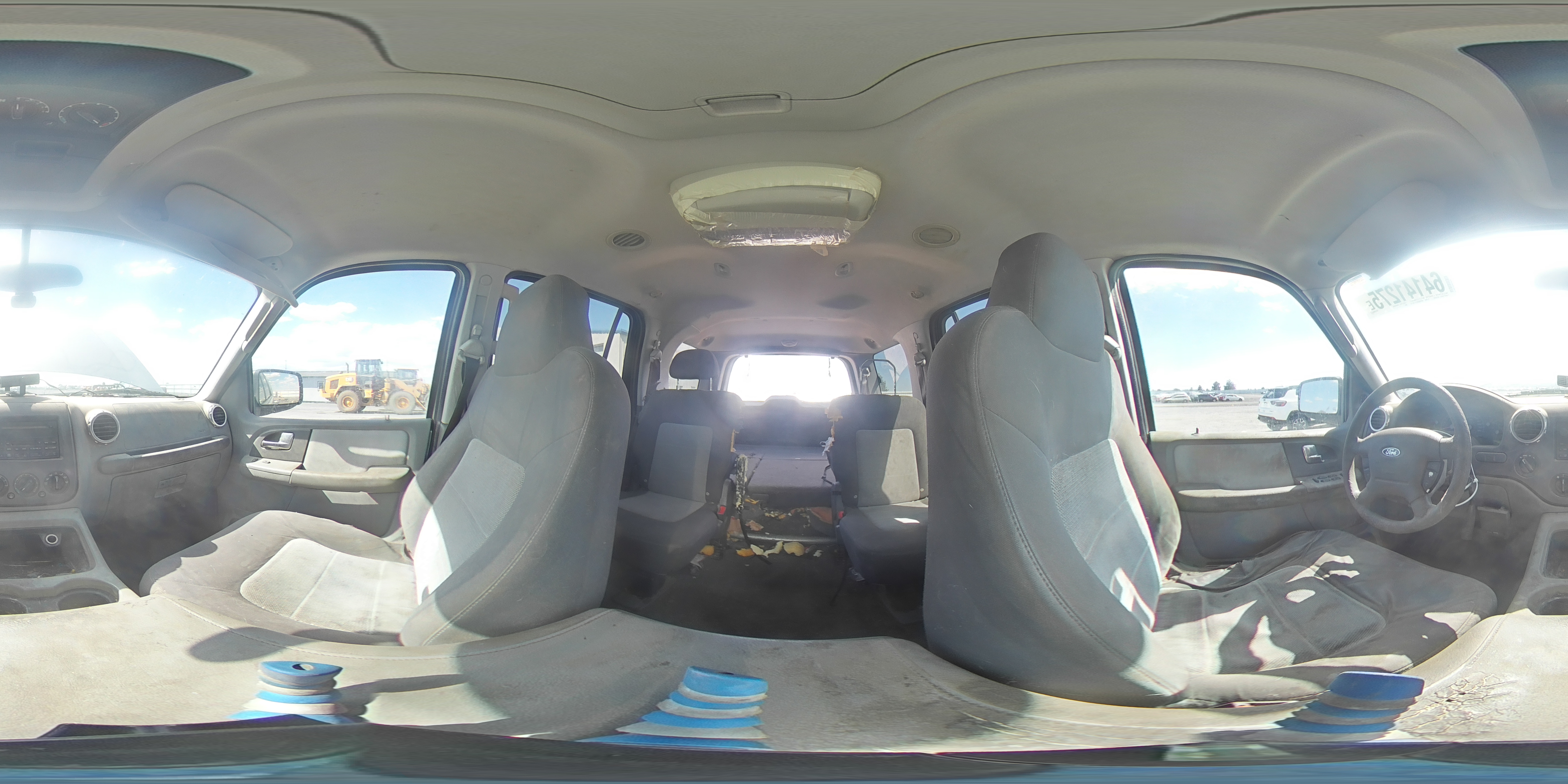 2004 Ford Expedition Xlt VIN: 1FMPU16L84LA98432 Lot: 64141275