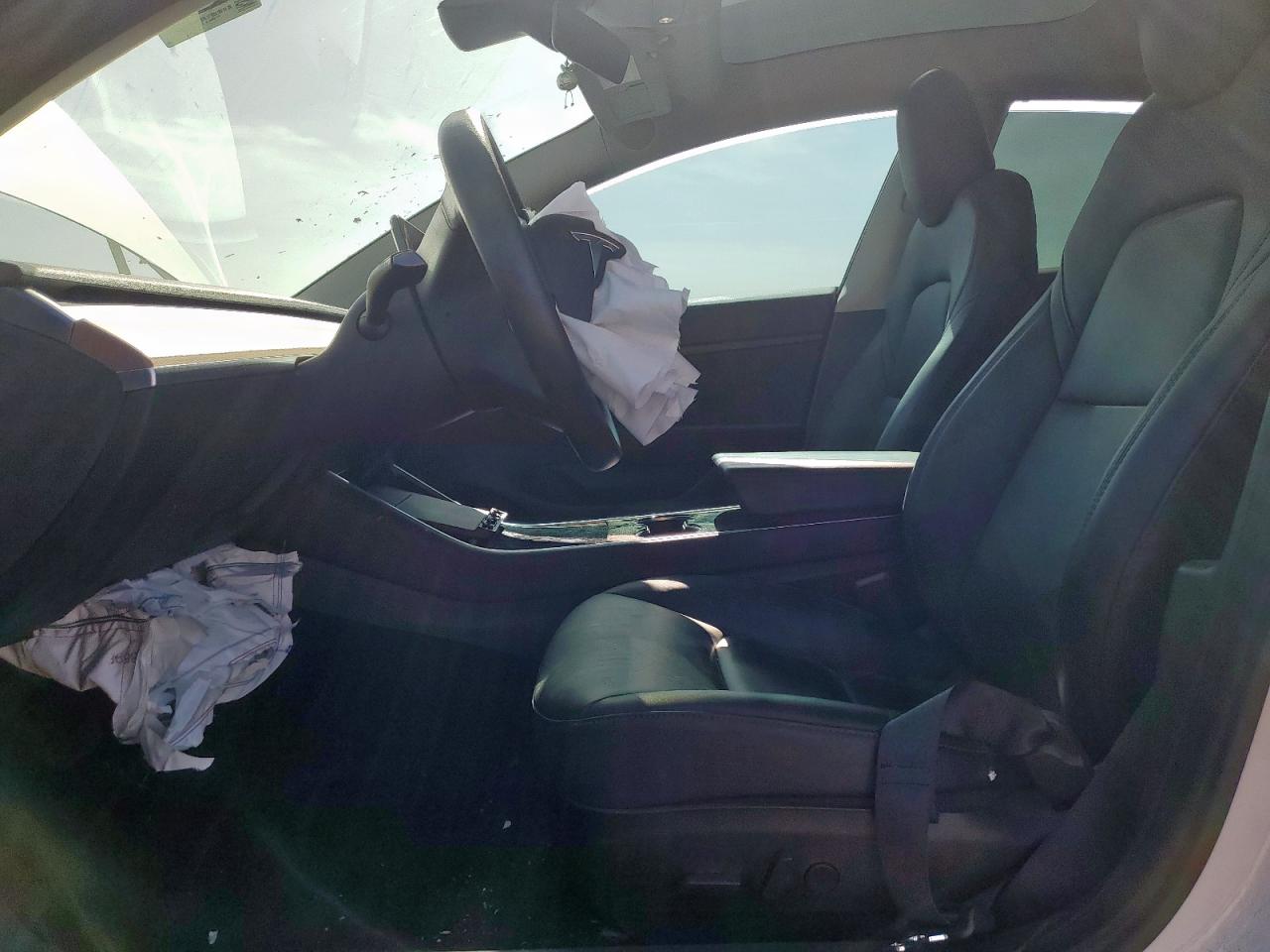 5YJ3E1EA9LF597631 2020 Tesla Model 3