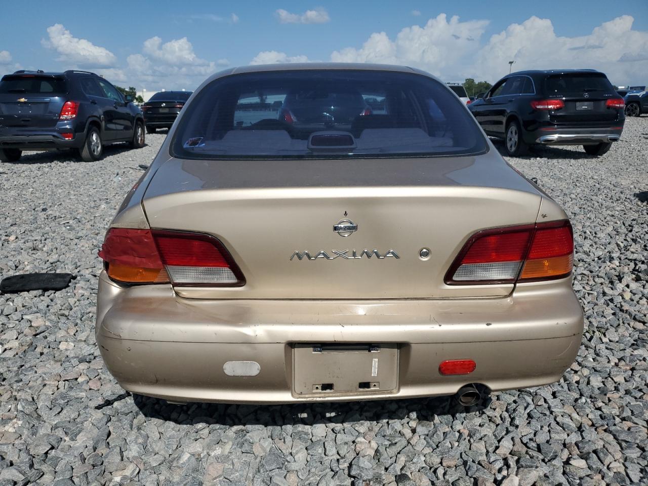 1998 Nissan Maxima Gle VIN: JN1CA21D0WT517025 Lot: 62724265
