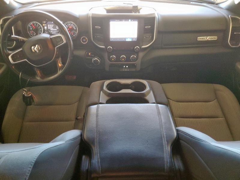  RAM 1500 2022 Белы