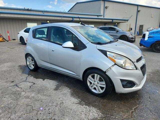  CHEVROLET SPARK 2015 Srebrny