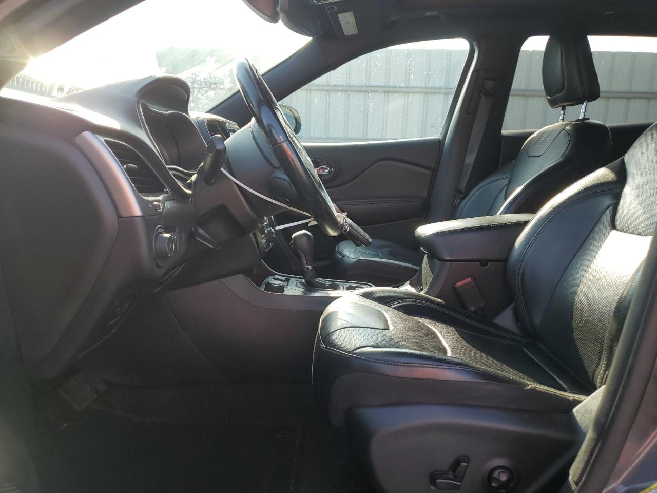 2019 Jeep Cherokee Limited VIN: 1C4PJMDN0KD429384 Lot: 65631305